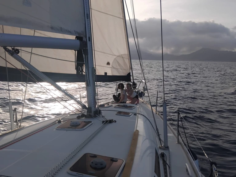 Pronájem lodi Puerto de Pollensa lákavé ceny Sun Odyssey 44i