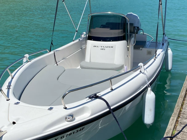 Poseidon BLU WATER 185 jednotlivci a charterové společnosti v Meillerie