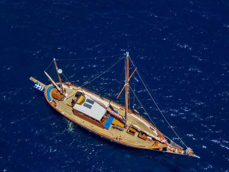 Pronájem lodi Skiathos lákavé ceny Liberty