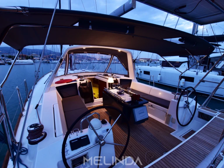 Pronajmout si Bénéteau Oceanis 45 v Lefkáda