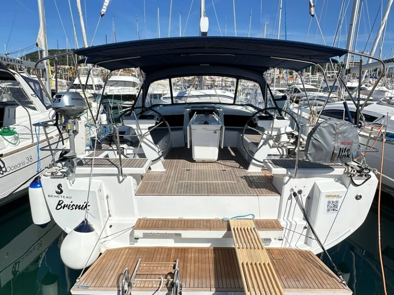 Pronájem lodi Split lákavé ceny Oceanis 46.1