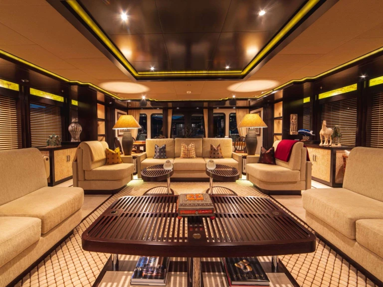 Pronajmout si Feadship TRIDENT v Bodrum