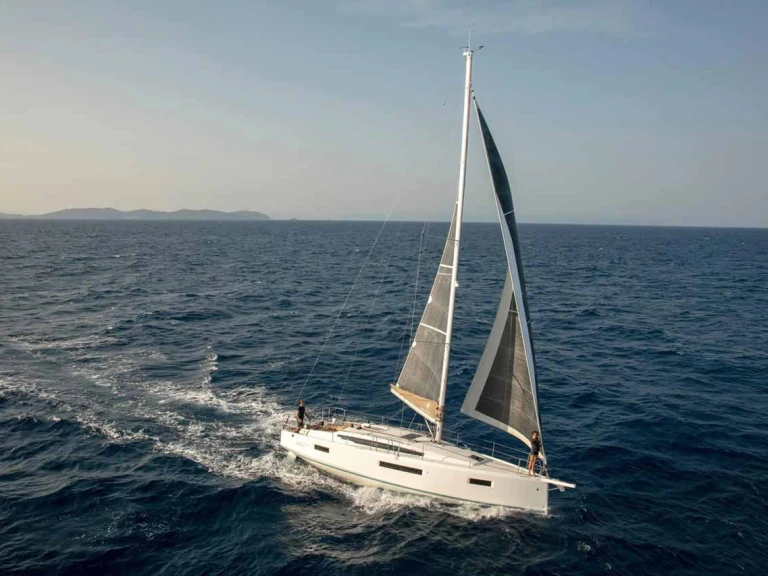 Jeanneau Sun Odyssey 410 jednotlivci a charterové společnosti v Trogir