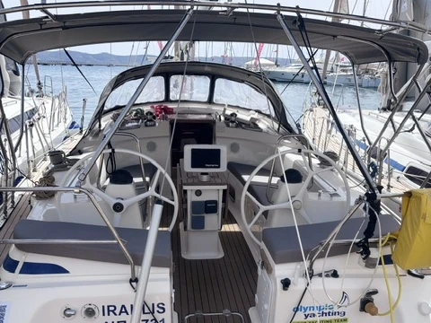 Plachetnice k pronájmu v Lavrio za nejlepší cenu