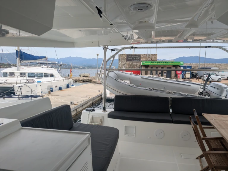 Pronájem lodi Lagoon Lagoon 46 v Ajaccio na Samboatu