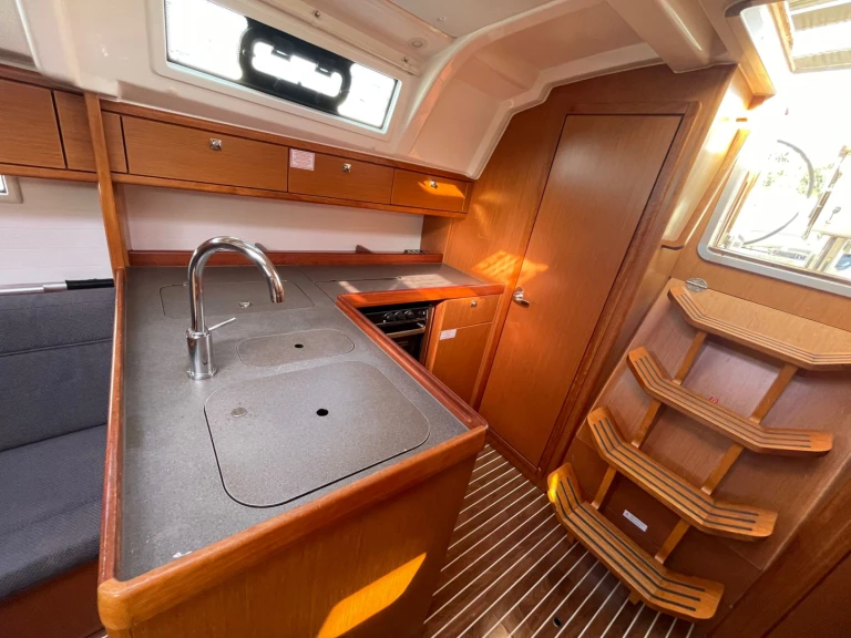 Pronájem lodi Punta Ala lákavé ceny Cruiser 37