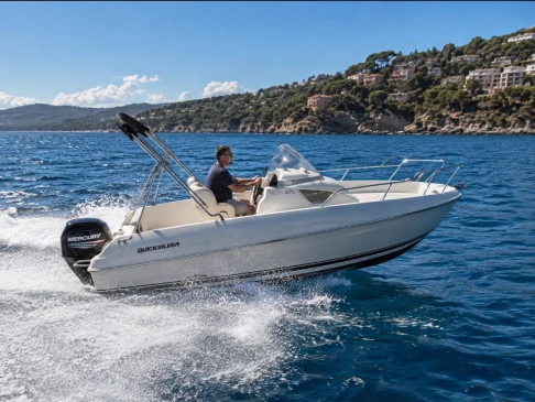 Pronájem lodi Quicksilver Activ 470 Cabin v Le Barcarès na Samboatu