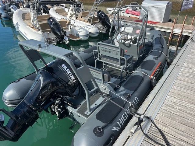 Pronajmout si Highfield HIGHFIELD 54 PATROL COASTER v La Trinité-sur-Mer