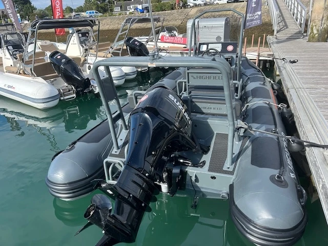 Pronájem Polotuhá loď v La Trinité-sur-Mer -Highfield HIGHFIELD 54 PATROL COASTER