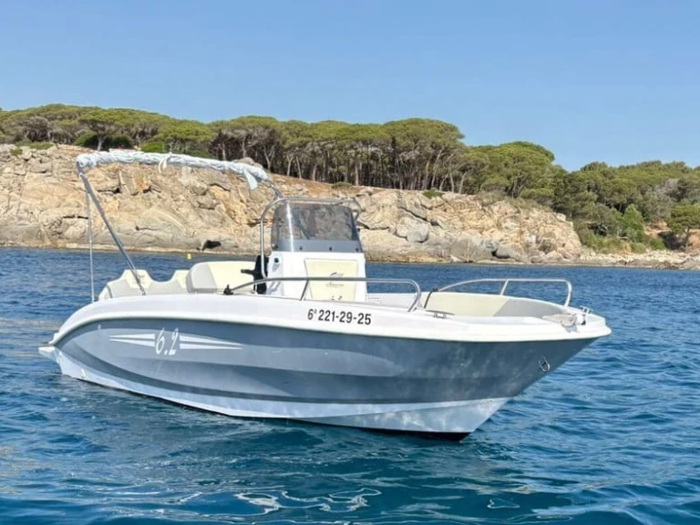 Pronájem lodi Palamos lákavé ceny Rib 599