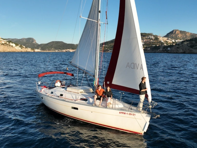Pronajmout si Bénéteau Oceanis 361 Clipper v Port d'Andratx