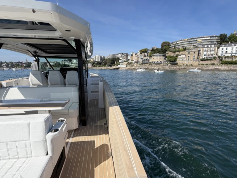 Pronájem jachty v Dinard -Saxdor SAXDOR 400 GTS na Samboatu