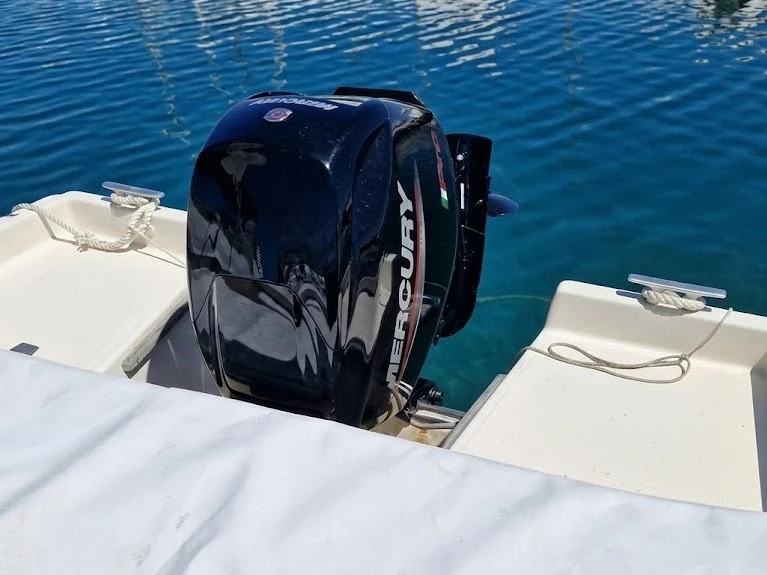 Pronajmout si Omnia Omnia 600 v Porto di Alghero