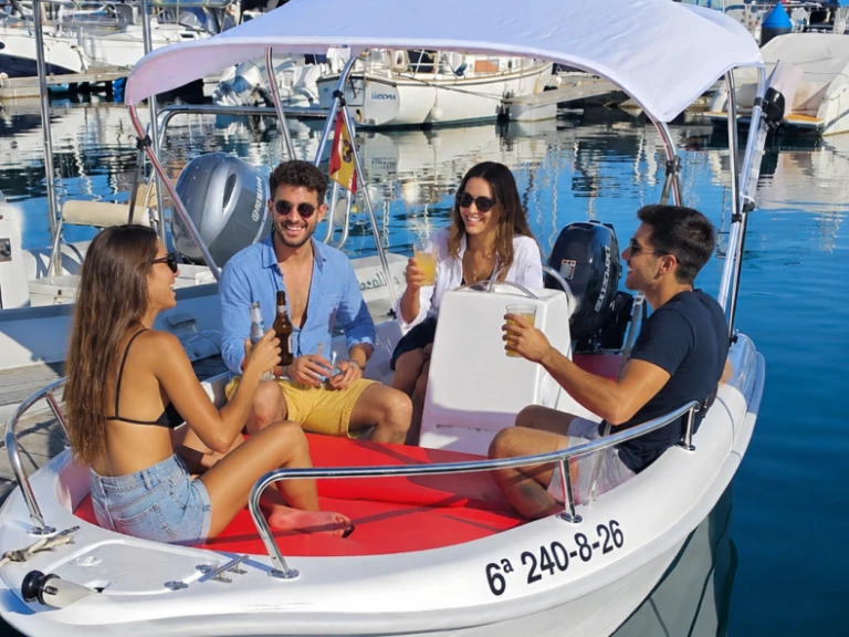 Pronajmout Motorová loď se skipperem či ne Estable v Alicante