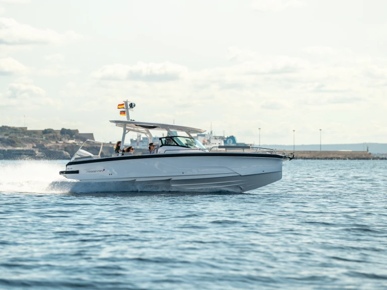Pronajmout Motorová loď se skipperem či ne Axopar v Split Port