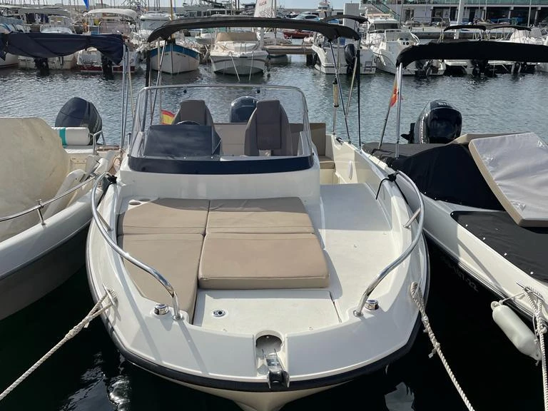 Pronájem lodi Club Nàutic Ca'n Picafort lákavé ceny Quicksilver 605 Sundeck