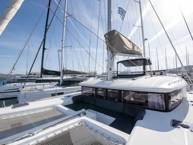 Pronájem lodi Lagoon Lagoon 450 F v Lavrio na Samboatu