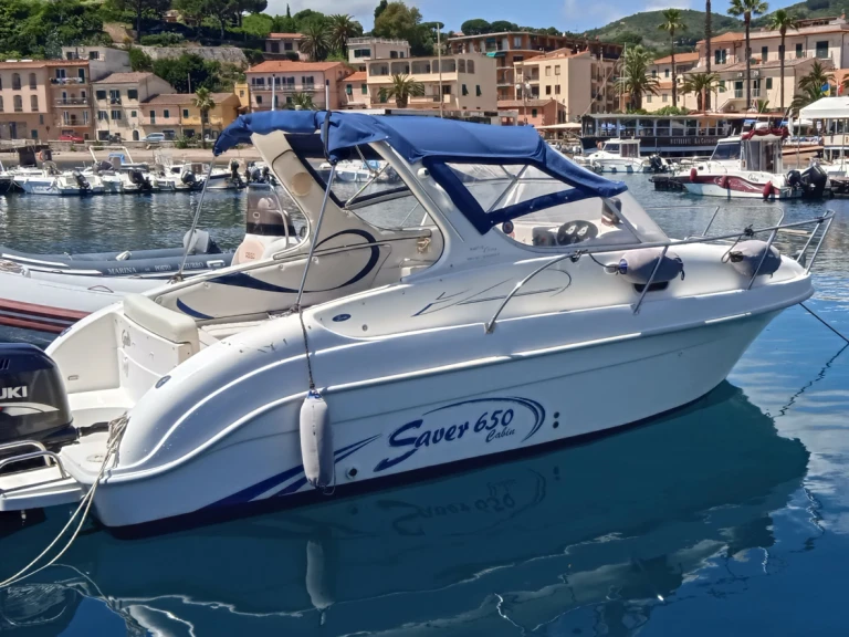 Saver Saver 650 Cabin jednotlivci a charterové společnosti v Piombino
