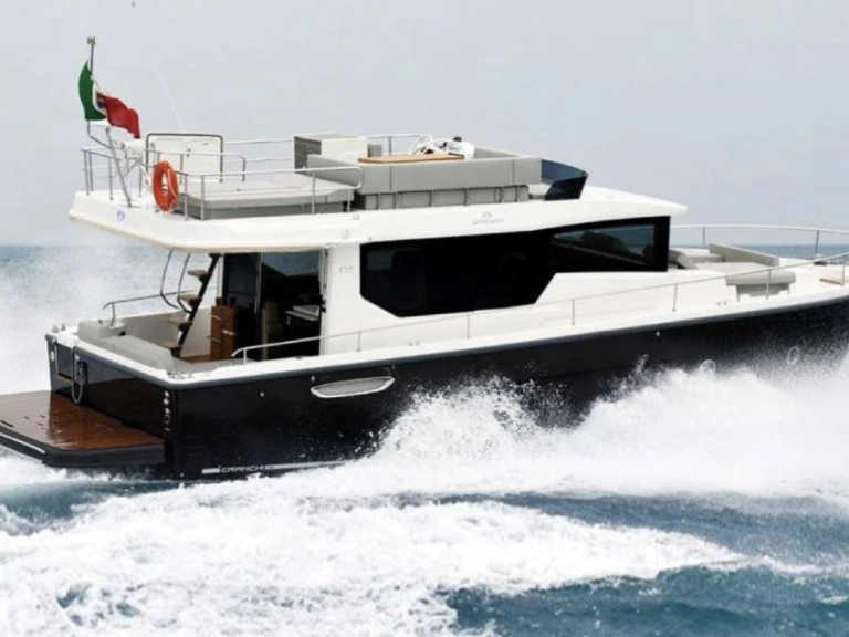 Pronájem lodi Cannigione lákavé ceny Cranchi T43 Eco Trawler