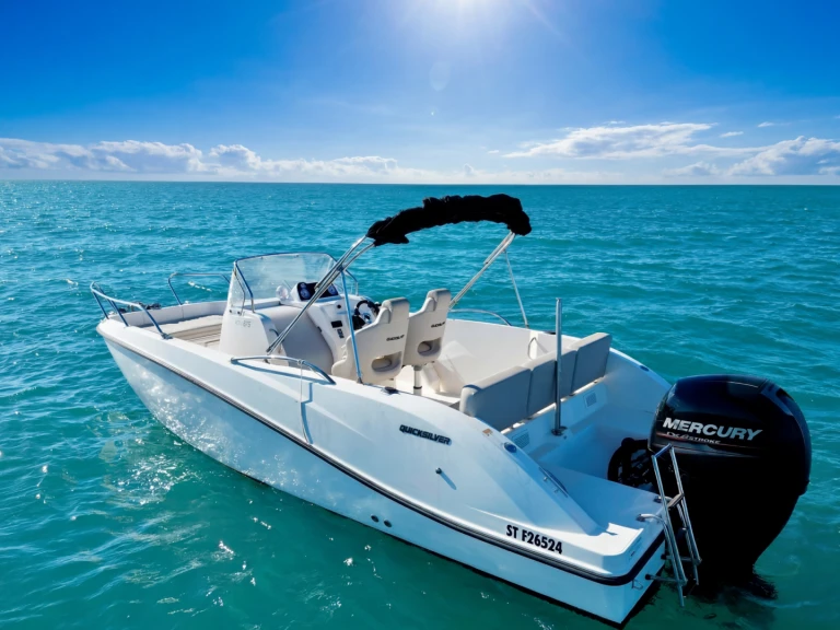 Pronájem lodi Le Cap d'Agde lákavé ceny Activ 675 Open