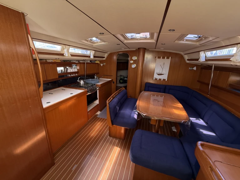 Pronajmout si Dufour Dufour 455 Grand Large v Francie