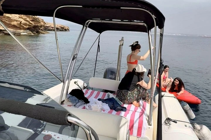 Pronájem lodi Almarine 585 v Sant Antoni de Portmany na Samboatu