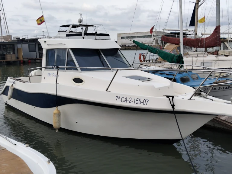 Pronájem lodi SanRemo 750 FISHER v Španělsko na Samboatu