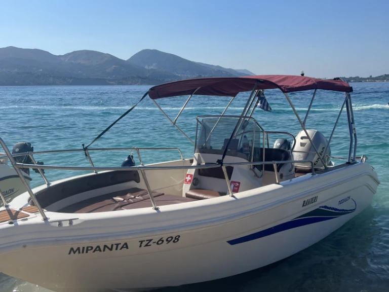 Pronajmout Motorová loď se skipperem či ne Ranieri v Zakynthos 
