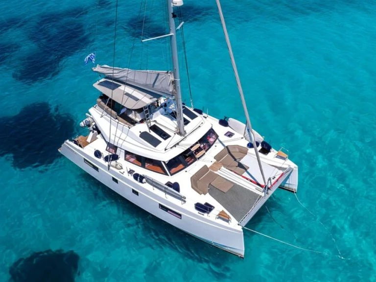 Pronajmout si Nautitech Nautitech 46 Fly v Agios Nikolaos