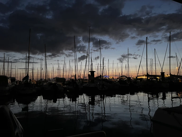 Pronájem lodi Saint-Malo lákavé ceny Activ 675 Sundeck