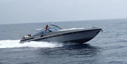 Motorová loď k pronájmu v Porto Rotondo za nejlepší cenu