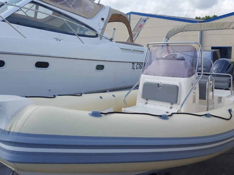 Pronájem jachty v Hyeres -Joker Boat JOKER 23 na Samboatu