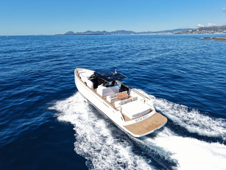 Pardo Yachts Pardo 43 jednotlivci a charterové společnosti v Golfe-Juan