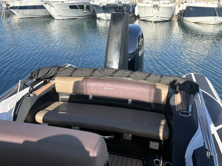 Pronájem Polotuhá loď v Cavalaire-sur-Mer -Brig Eagle 8