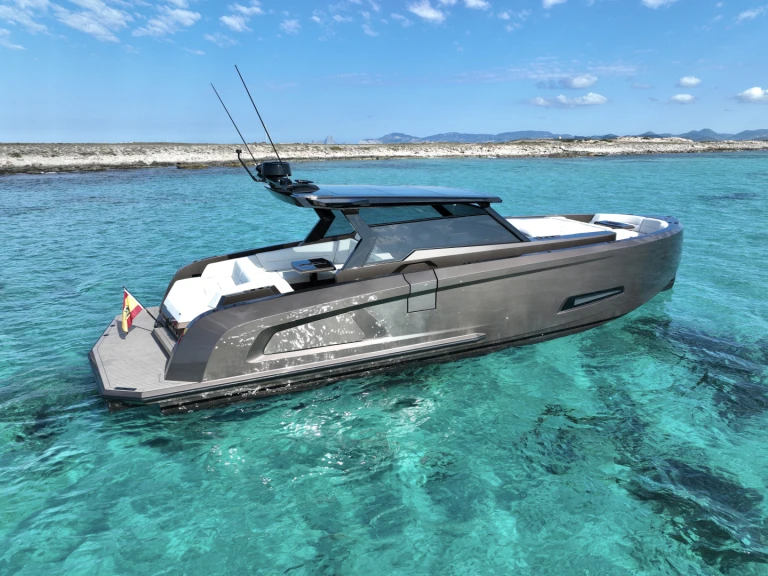 Pronájem Motorová loď v Ibiza Town -Vanquish VQ 45