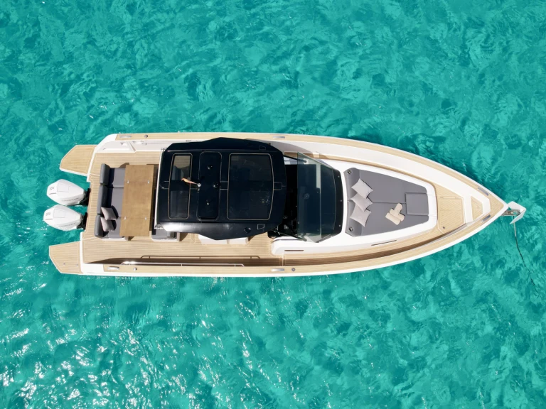 Pronajmout si Pardo Yachts Pardo 38 v Ibiza Town