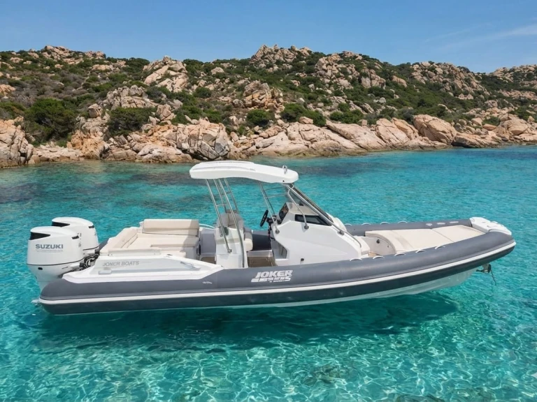Pronájem Polotuhá loď Joker Boat s licencí