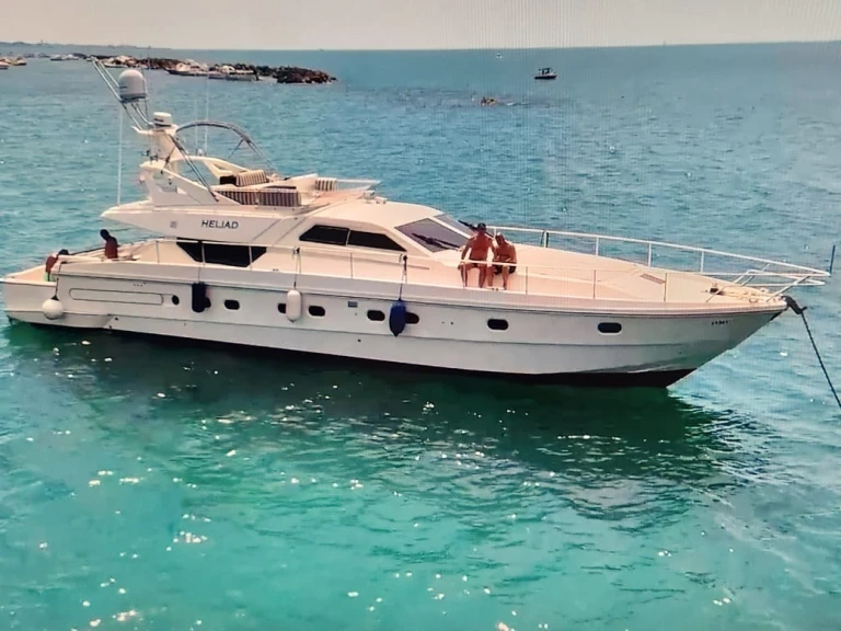 Pronájem jachty v Pisa -Ferretti Ferretti 60 na Samboatu
