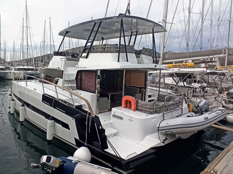 Pronájem Motorová loď v Biograd Na Moru -Bali Bali 4.3 MY