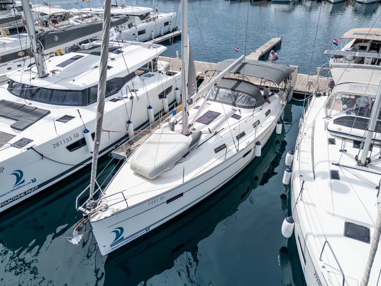 Pronájem jachty v Primošten  -Bavaria Cruiser 40 na Samboatu