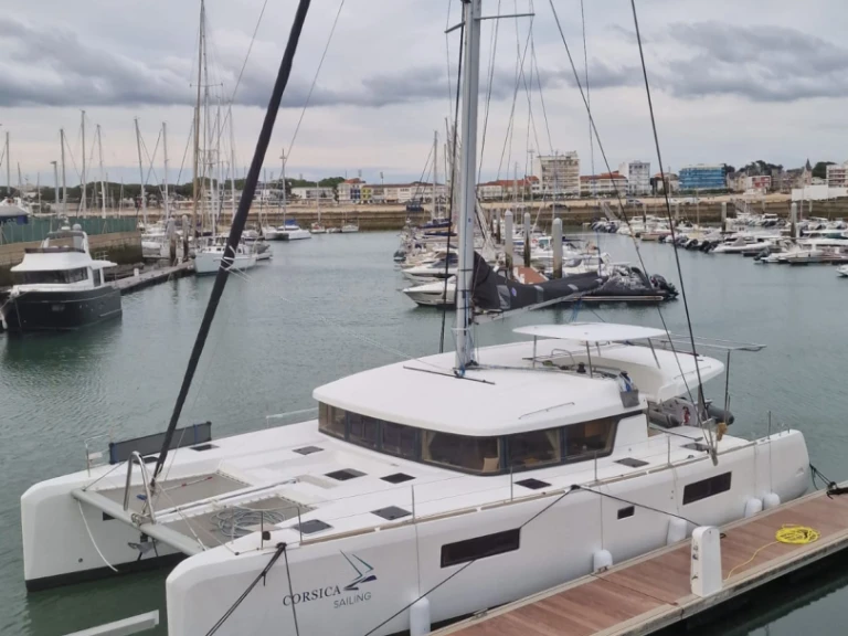 Pronajmout si Lagoon Lagoon 52 S v Le Marin