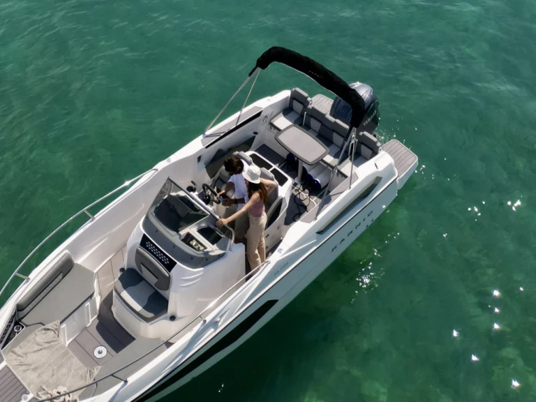 Pronájem lodi Karnic sl 701 v Sirmione na Samboatu