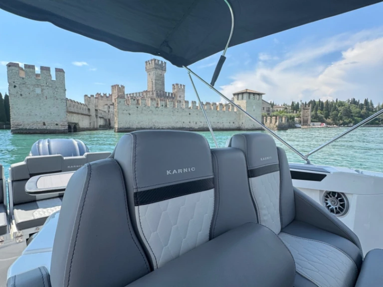 Pronájem Motorová loď v Sirmione -Karnic sl 701