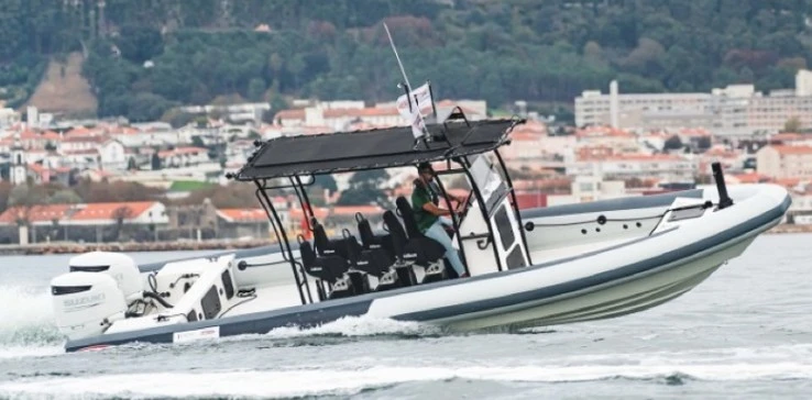 Pronajmout si Searib's 9.60 PRO v Arzon