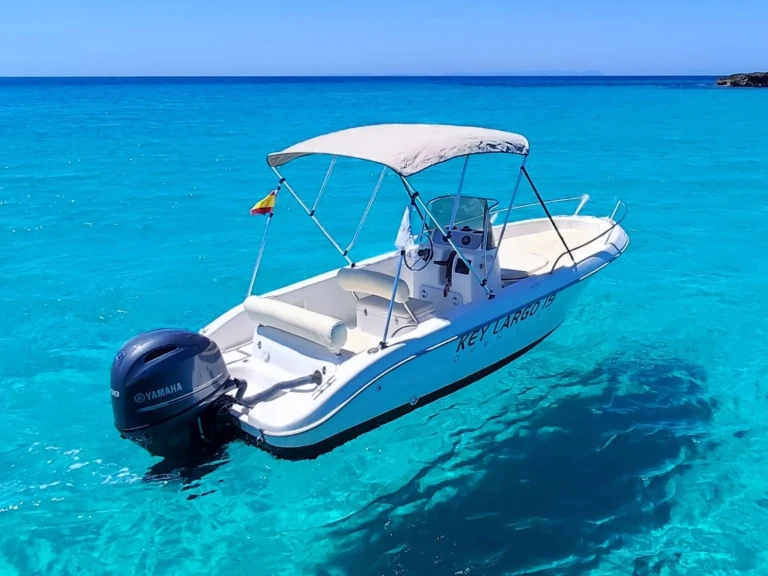 Pronajmout si Sessa Marine Key Largo 19 v Puerto de Fornells