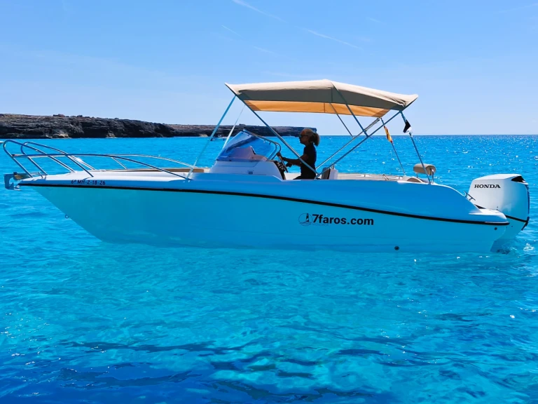 Pronájem lodi Marion Open 730 v Ciutadella de Menorca na Samboatu