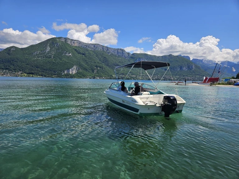 Pronajmout si Larson 150 v Annecy