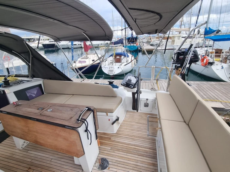 Pronajmout si Dufour Dufour 41 v Palermo