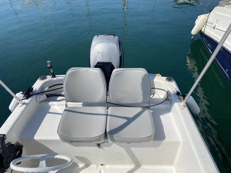 Pronajmout Motorová loď se skipperem či ne Quicksilver v Golfe-Juan