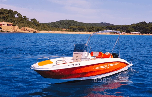 Pronájem lodi Marine 6.2 v Palamos na Samboatu